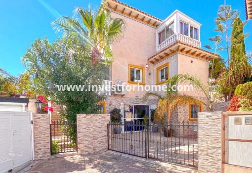 Villa - Försäljning - Orihuela Costa - Costa Blanca