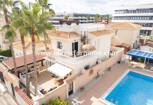 Villa - Försäljning - Orihuela Costa - Costa Blanca