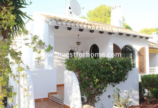 Villa - Försäljning - Orihuela Costa - Costa Blanca