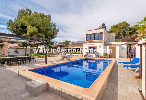 Villa - Försäljning - Orihuela Costa - Costa Blanca