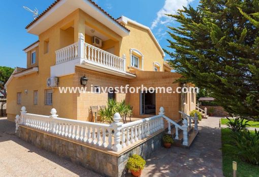 Villa - Försäljning - Orihuela Costa - Costa Blanca