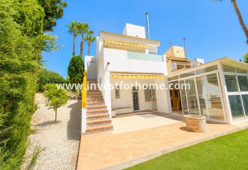Villa - Försäljning - Orihuela Costa - Costa Blanca