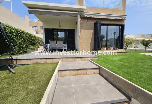 Villa - Försäljning - Orihuela Costa - La Regia