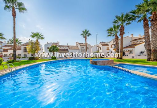 Villa - Försäljning - Orihuela Costa - Los Dolses