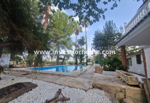 Villa - Försäljning - Orihuela Costa - Los Huertos