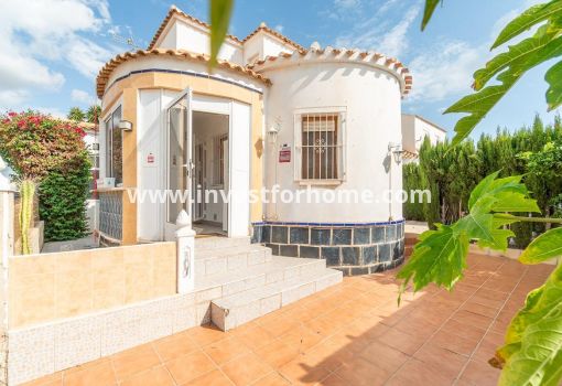 Villa - Försäljning - Orihuela Costa - Playa Flamenca