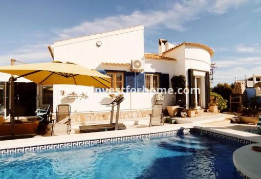 Villa - Försäljning - Orihuela Costa - Playa Flamenca