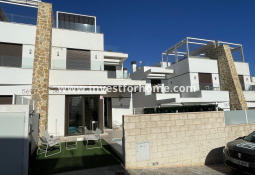 Villa - Försäljning - Orihuela Costa - Villamartin