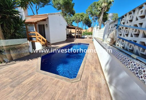 Villa - Försäljning - Pilar de la Horadada - Pinar de Campoverde