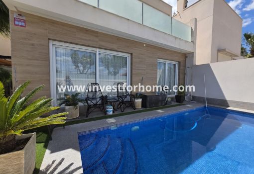 Villa - Försäljning - Pilar de la Horadada - Zona Pueblo