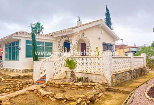 Villa - Försäljning - Torrevieja - Costa Blanca