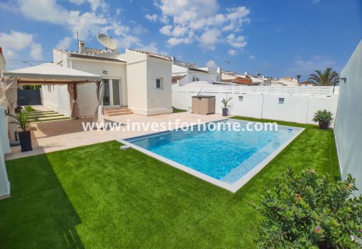 Villa - Försäljning - Torrevieja - Costa Blanca