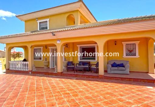 Villa - Försäljning - Torrevieja - Costa Blanca