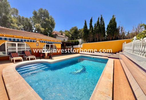 Villa - Försäljning - Torrevieja - Los Balcones
