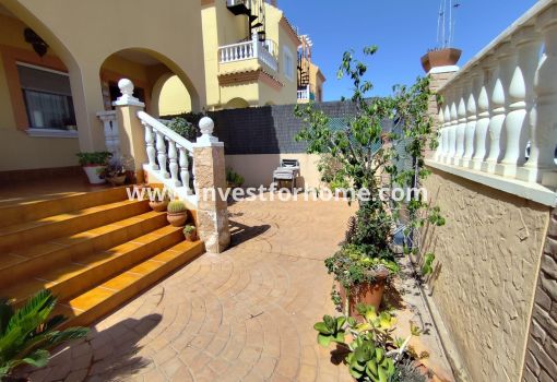 Villa - Försäljning - Torrevieja - Nueva Torrevieja - Aguas Nuevas