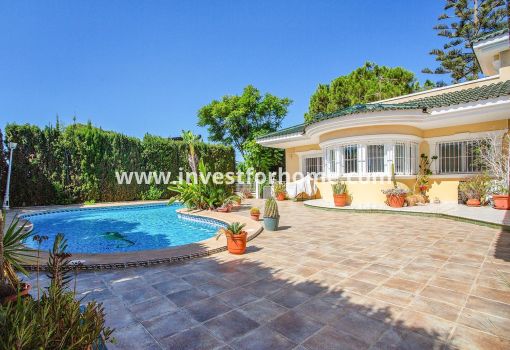 Villa - Försäljning - Torrevieja - Torreta Florida