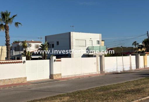 Villa - Försäljning - Torrevieja - Torreta Florida