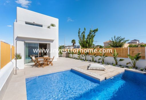 Villa - New Build - San Fulgencio - Pueblo