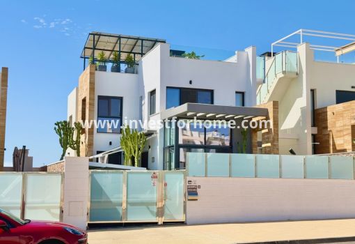 Villa - Sale - Orihuela Costa - Cabo Roig