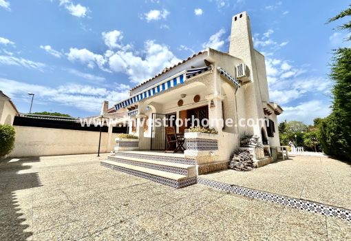 Villa - Sale - Orihuela Costa - Costa Blanca