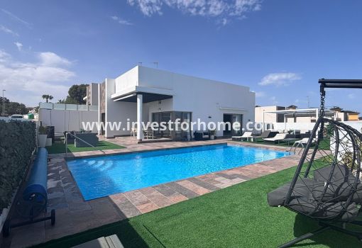 Villa - Sale - Orihuela Costa - Costa Blanca