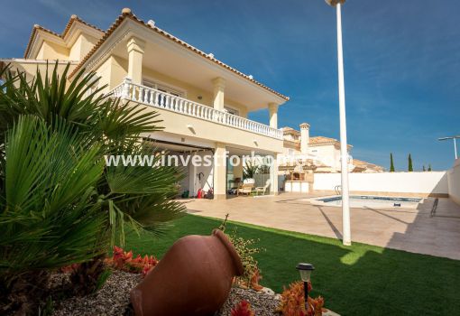 Villa - Sale - Orihuela Costa - OC-CA-V12