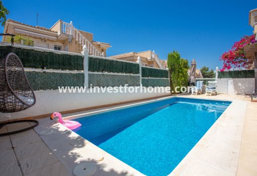 Villa - Sale - Orihuela Costa - Villamartín