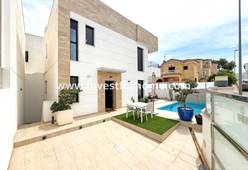 Villa - Sale - Orihuela Costa - Villamartín