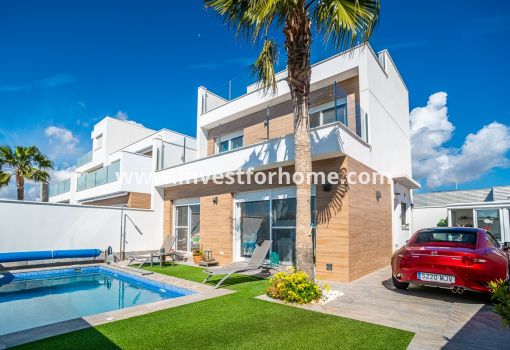 Villa - Sale - Pilar de la Horadada - Costa Blanca