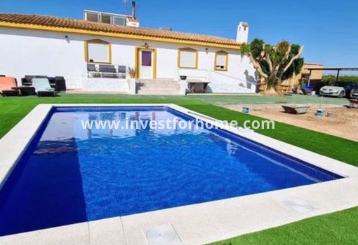 Villa - Sale - San Miguel de Salinas - Inland