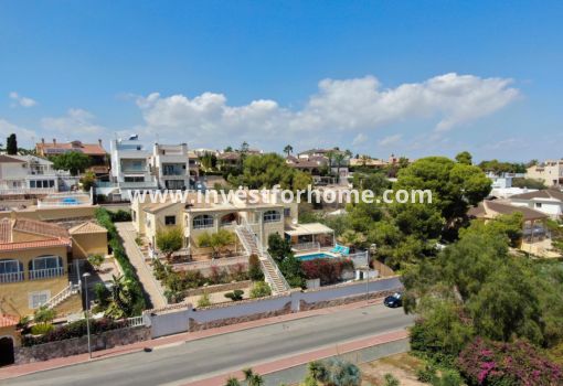 Villa - Sale - Torrevieja - Costa Blanca