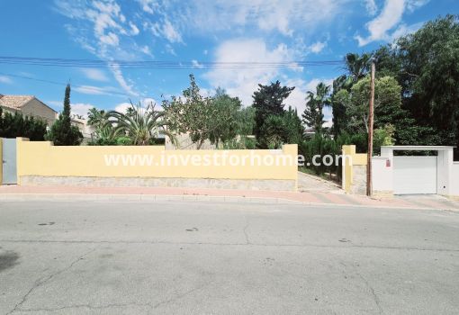 Villa - Sale - Torrevieja - Los Balcones - Los Altos Del Edén