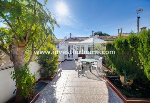 Villa - Sale - Torrevieja - Playa de los Locos