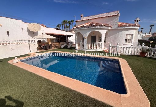 Villa - Sale - Urbanización Ciudad Quesada - Urbanización Ciudad Quesada