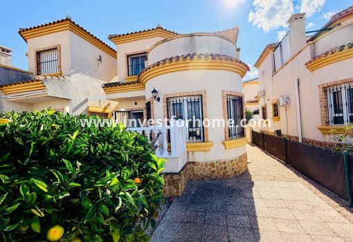 Villa - Vente - Los Montesinos - La Herrada