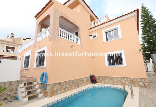 Villa - Vente - San Miguel de Salinas - ND-17417