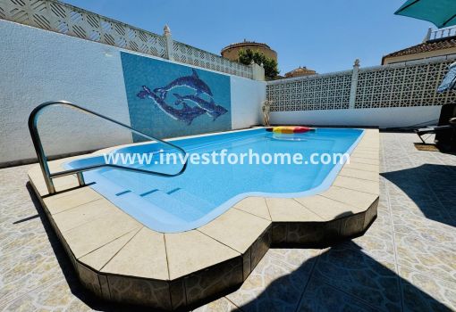 Villa - Vente - Torrevieja - La Siesta - El Salado - Torreta