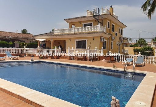Villa - Vente - Torrevieja - ND-55527