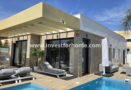 Villa - Verkoop - Los Montesinos - Costa Blanca