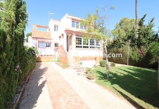 Villa - Verkoop - Orihuela Costa - Costa Blanca