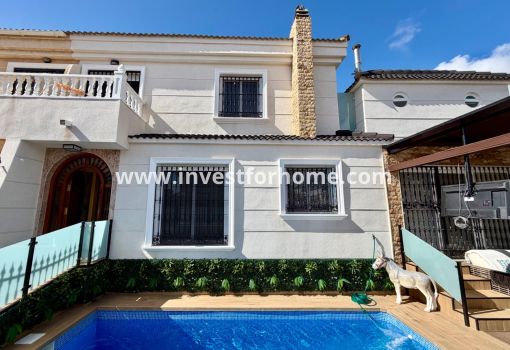 Villa - Verkoop - Orihuela Costa - La Zenia