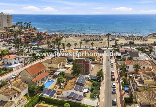 Villa - Verkoop - Orihuela Costa - La Zenia
