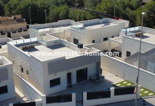 Villa - Verkoop - Pinar de Campoverde - Inland