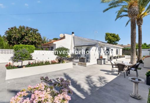 Villa - Verkoop - Torrevieja - Costa Blanca