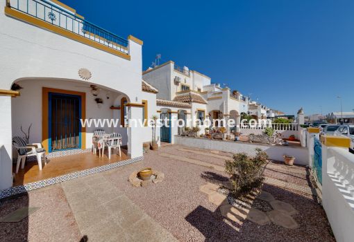 Villa - Verkoop - Torrevieja - El Limonar