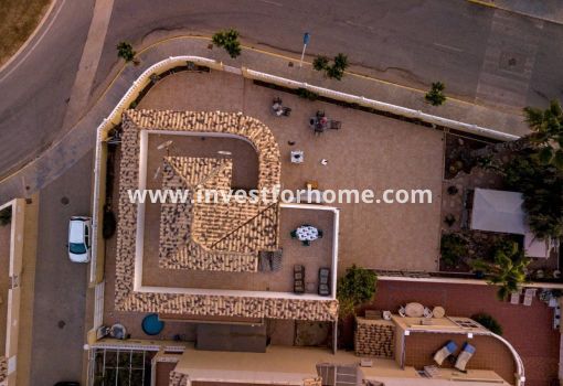Villa - Verkoop - Torrevieja - La Siesta - El Salado - Torreta