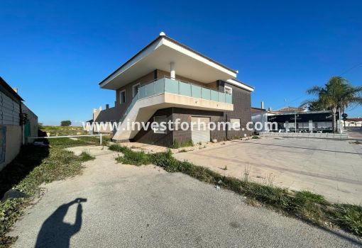 Villa - Verkoop - Torrevieja - La Siesta - El Salado - Torreta