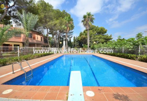 Villa - Verkoop - Torrevieja - Los Balcones