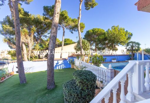 Villa - Verkoop - Torrevieja - Los Balcones