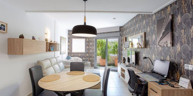 Appartement op de begane grond te koop in Torrevieja met privétuin